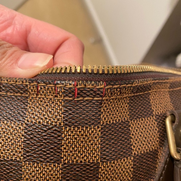 Louis Vuitton Damier Ebene Speedy - Picture 7 of 17